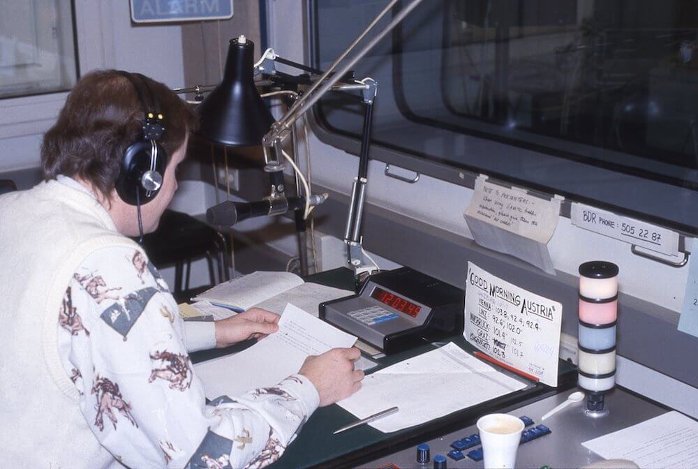 Robbie Owen presenting Midday Magazine on Blue Danube Radio, Vienna, 1990